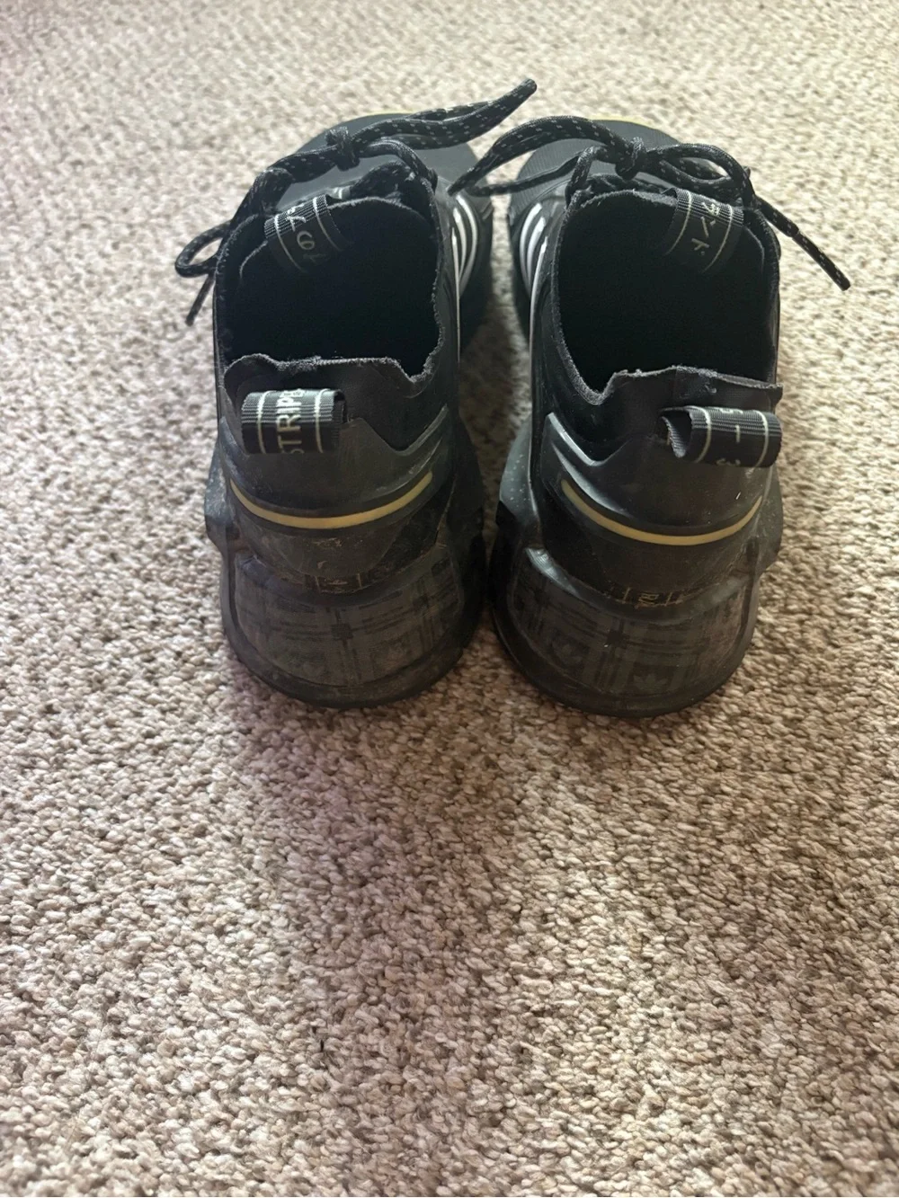 Black Men’s sneakers
